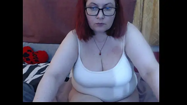 PlayfullMatureのライブXXXチャット