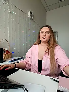 Juicy_PeachLuxのライブXXXチャット