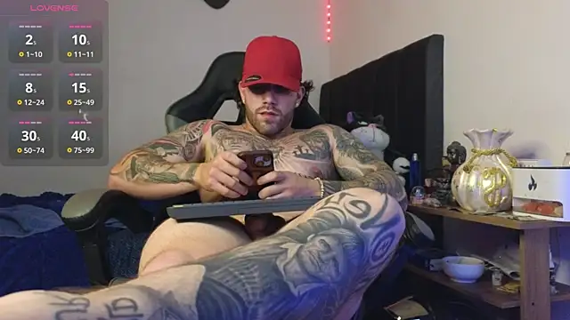 Show modela Ades_Lowe na web-kameri