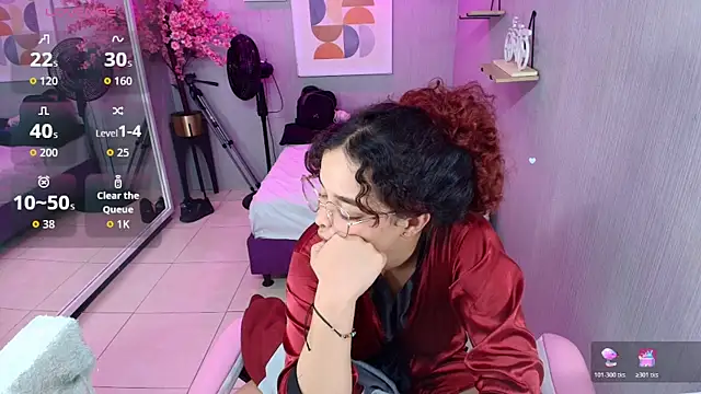 Maggy_t18 Chat XXX in diretta