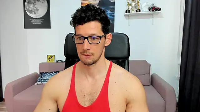 BrutusK08 Webcam show