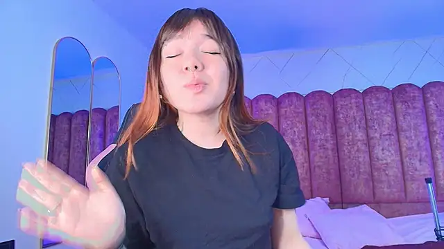 Fluffy_Bubble21 Adlı Modelin Canlı XXX Sohbeti