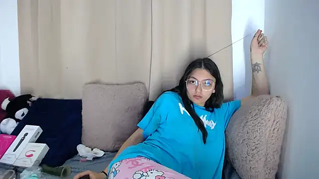 دردشة lessliee22_ الجنسية المباشرة