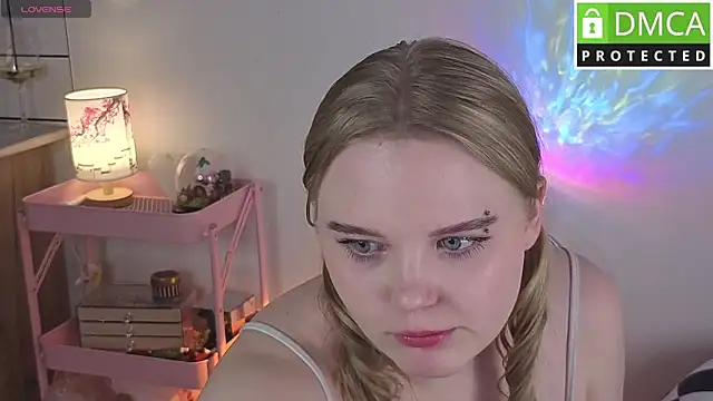 Essie_Fanning Live XXX-Chat