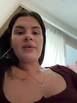 MiraReach's Webcam Show