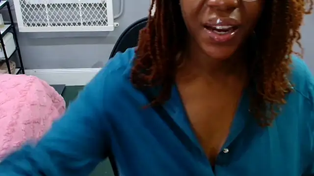 EmeraldDreams Live XXX-Chat