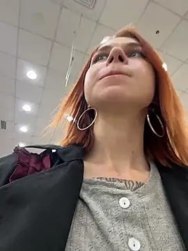 RosieSecret Adlı Modelin Canlı XXX Sohbeti