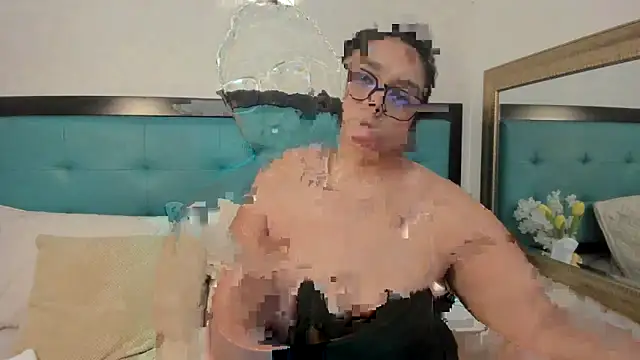 ViickyLee Adlı Modelin Canlı XXX Sohbeti