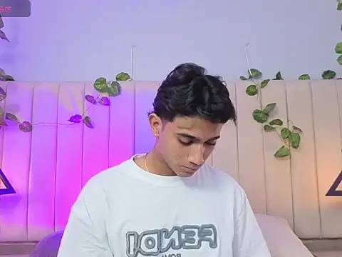 Morgan_Bladee Live XXX Chat