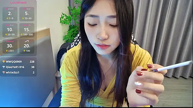 su_ning Adlı Modelin Canlı XXX Sohbeti