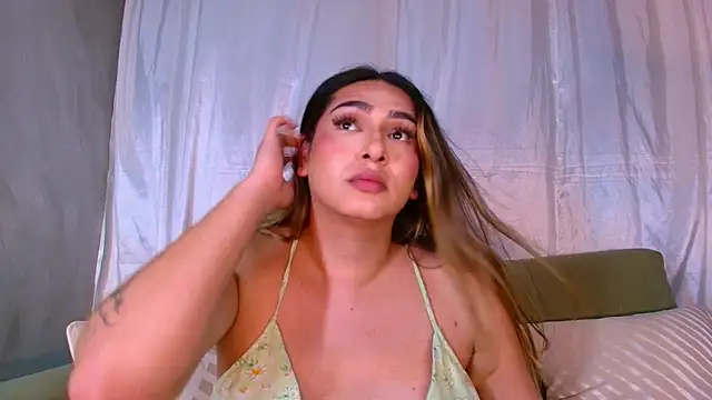 ISABELLASSMITH: онлайн-секс-чат