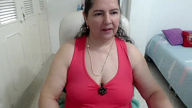 Онлайн чат XXX leonela_69