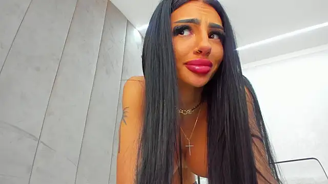 Britney_Charm_ Live XXX-chat