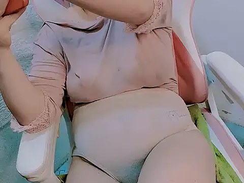 Alinee777 Live XXX-Chat