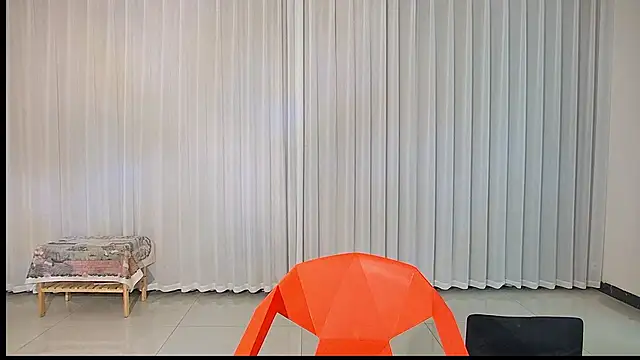 Zhuguli-001 Webcam Show