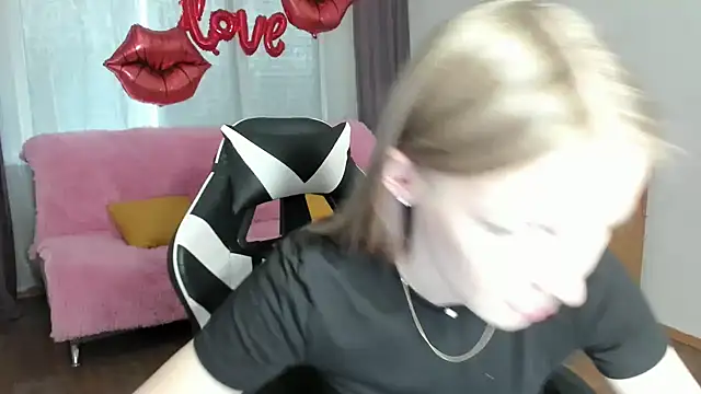 HitGyrl: онлайн-секс-чат