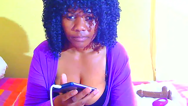 Augustine-Blooomxx live XXX chat