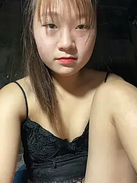 holee-lauraのウェブカメラショー