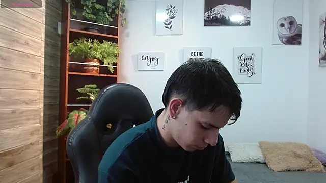 RoaSexi25: вебкам-шоу