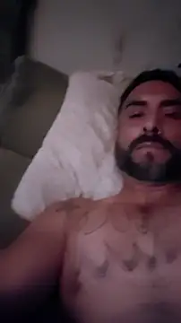 Pokazy przed kamerką – Forbidden_daddy