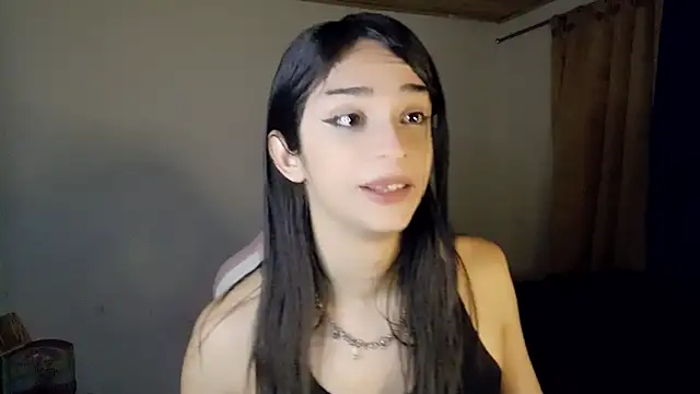 Dollbehavior_ Adlı Modelin Web Kamerası Şovu