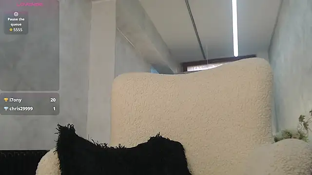 EmberLuna_のライブXXXチャット