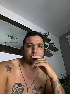 HOTB0Y18: вебкам-шоу