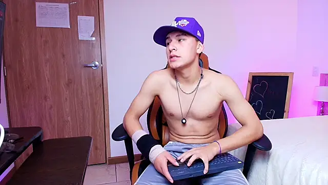 Alexander_Ammy's Live XXX Chat