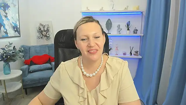 NinaStarle Adlı Modelin Canlı XXX Sohbeti