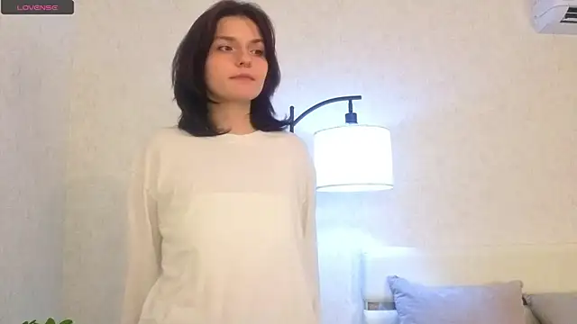 NyraVesperis: онлайн-секс-чат