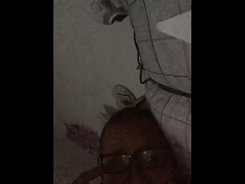 yaocaobi8 在線直播表演