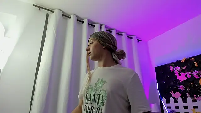 Chat XXX ao vivo de BellaRoge