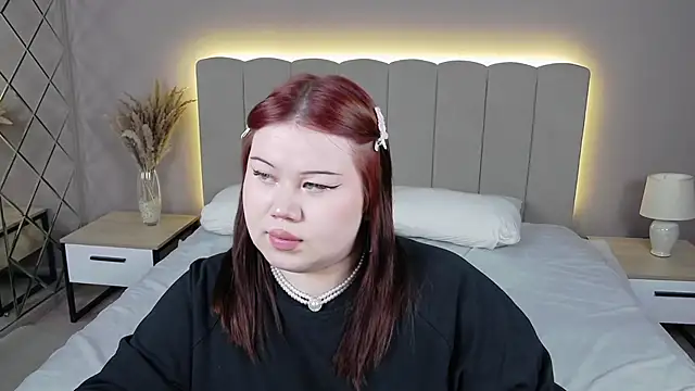 EvaNova_ Adlı Modelin Canlı XXX Sohbeti