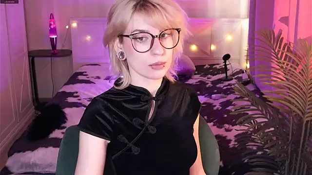 _Moonlight_t's Live XXX Chat