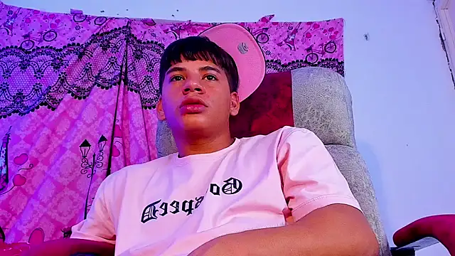 Aless_bigg – webcam-show