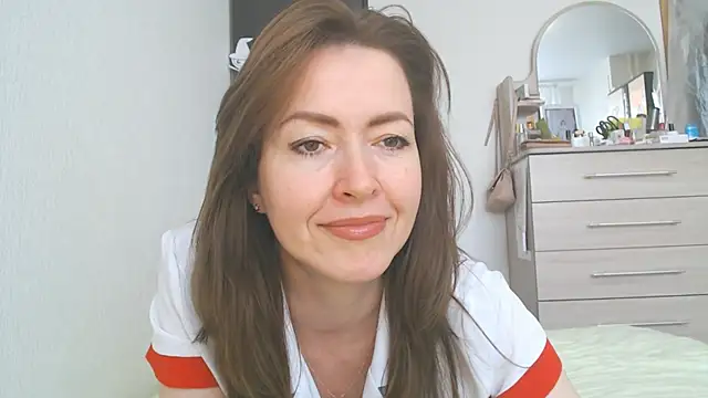 NicoleEunice87 即時 XXX 聊天