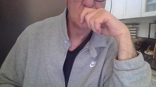 ANONIMO7735 webkamerás műsora