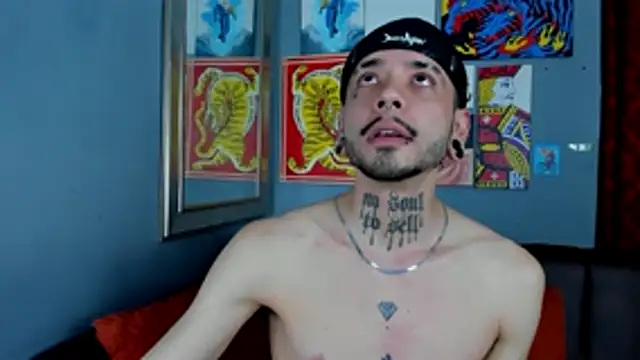 MurdockH's Live XXX Chat