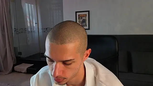 Pertunjukan Kamera Web KaydenDrew