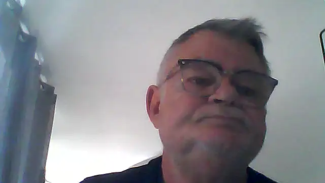 oura webkamerás műsora