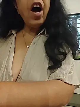 Sembang XXX Secara Langsung NakedMILFx