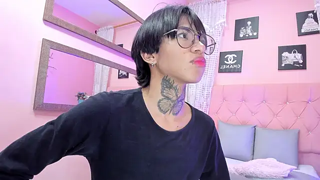 XXX chat uživo modela Liam_evvan