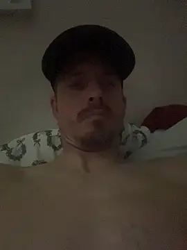 KBONE36: διαδικτυακό σόου στην κάμερα