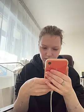 Živý XXX chat MaryHiggins