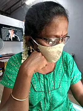 umashreetamil's Webcam Show