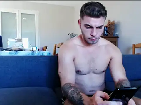 Elkafit28のウェブカメラショー