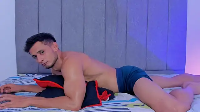 Вебкам-шоу Adonys_Lewis_