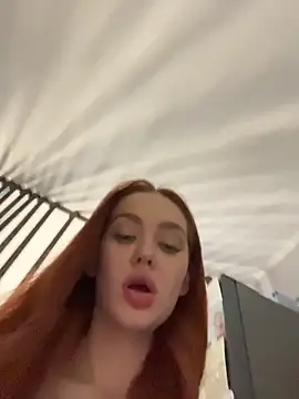 LittleFox___ লাইভ XXX চ্যাট