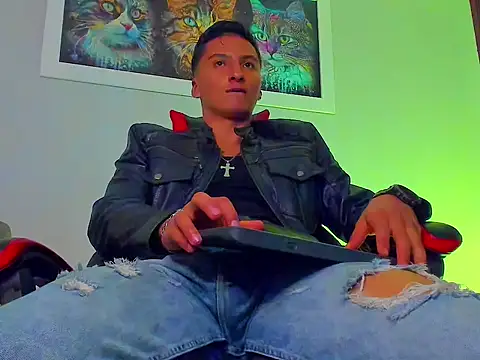 Dominus_Alpha's Live XXX Chat