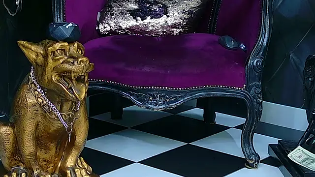 FinDomKaya's Live XXX Chat